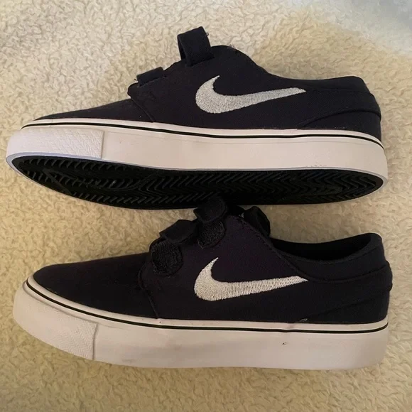 Nike SB Stefan Janoski Navy Shoes Boys Size 11 - Picture 6 of 6